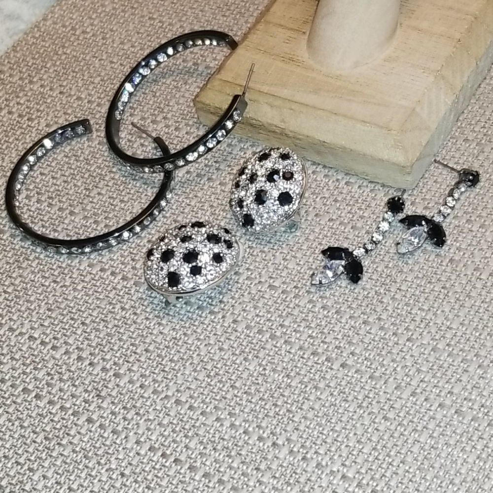 Black & Clear Rhinestone 11-Item Jewelry Bundle - Picture 12 of 16